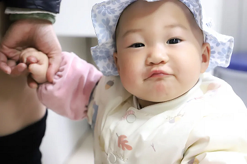 不孕不育的她在四川省生殖专科医院如何三年得俩的