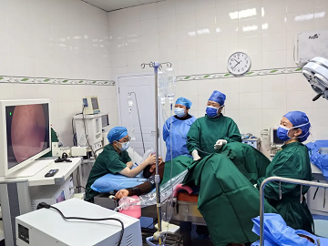 我们在甘孜│第一次妇科手术成功进行——甘孜妇女计划中心完成第一次宫腔镜双侧输卵管置管通液