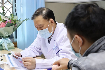 四川省生殖专科医院男性健康日，华西专家袁久洪教授来了